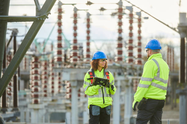 Best Industrial Electrical Services  in Hudson, IA
