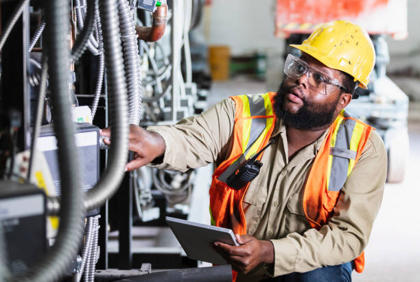 Best Emergency Electrician Near Me  in Hudson, IA